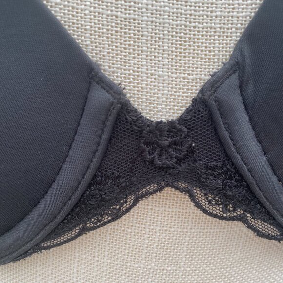 Victoria's Secret Angels Ipex Bra, Black 34B - Picture 6 of 16